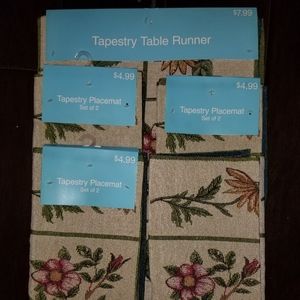 Table runner and placemats